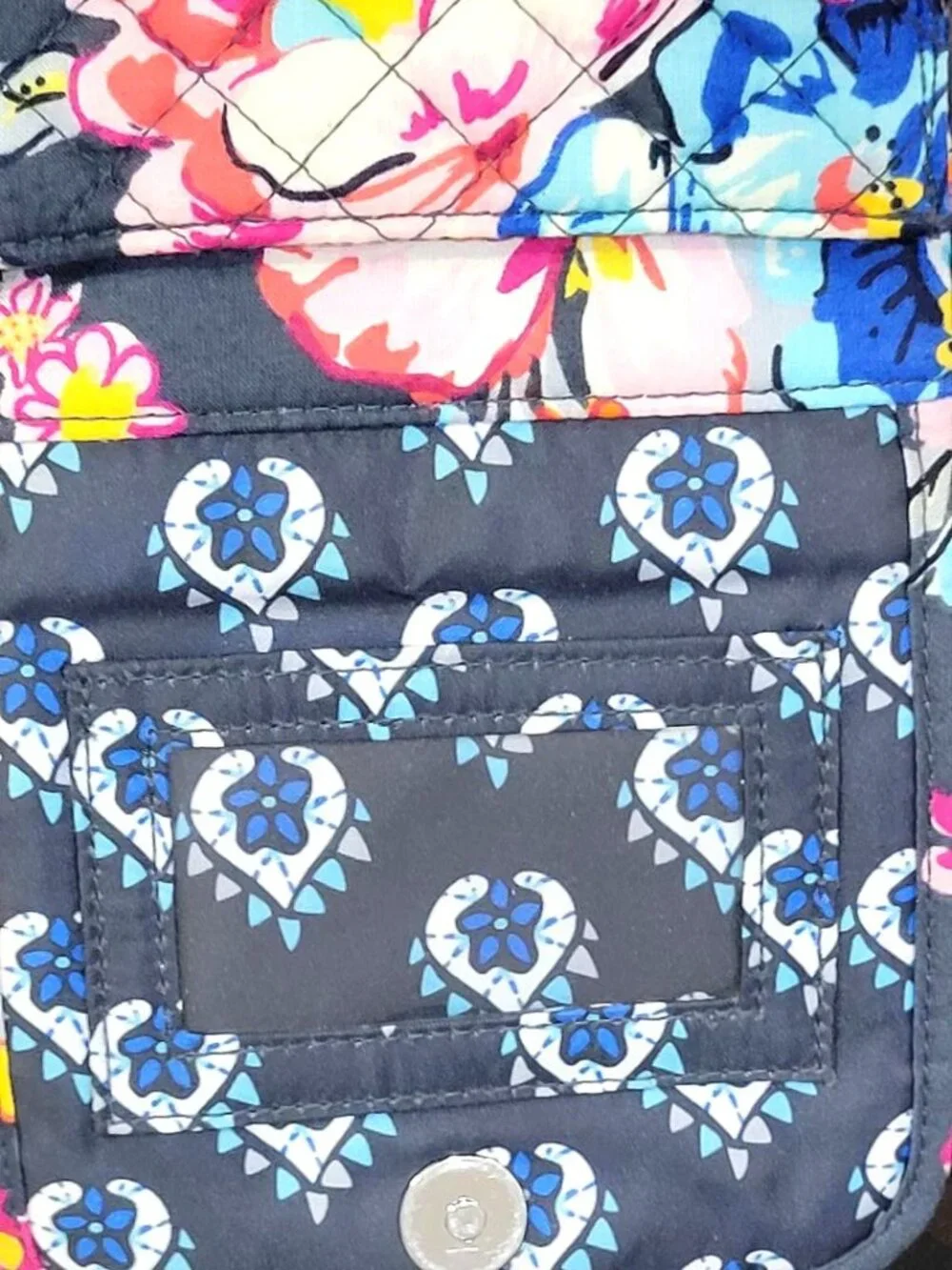 Vera Bradley Crossbody Purse Pretty Posies Gray with Flowers Pink Blue Floral
